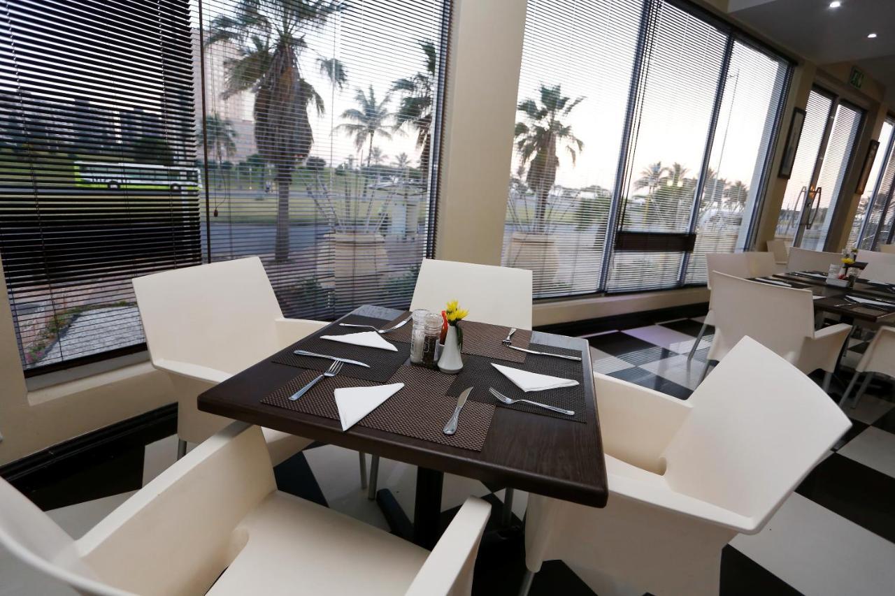 Pavilion Hotel Durban Buitenkant foto