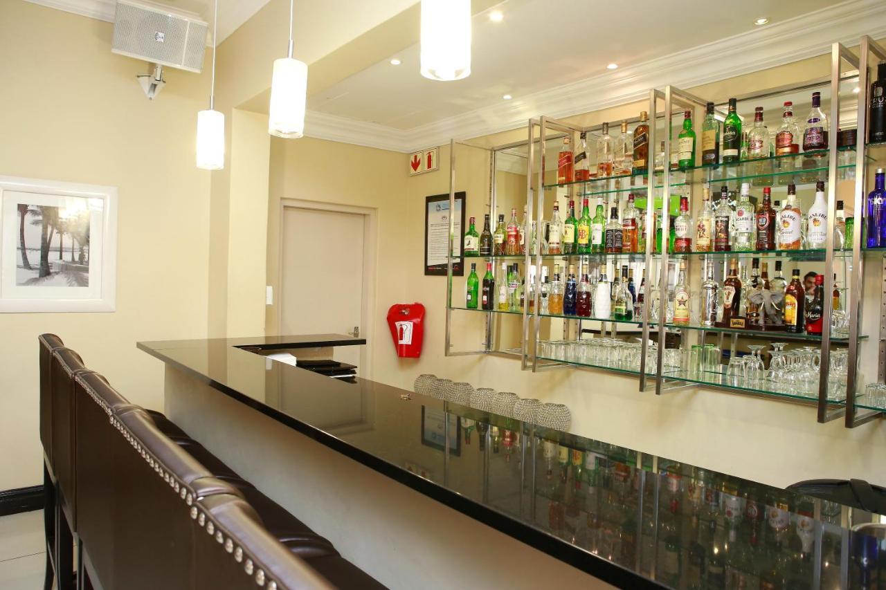 Pavilion Hotel Durban Buitenkant foto