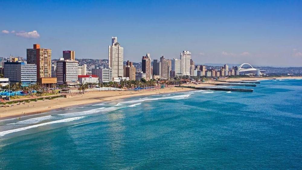 Pavilion Hotel Durban Buitenkant foto