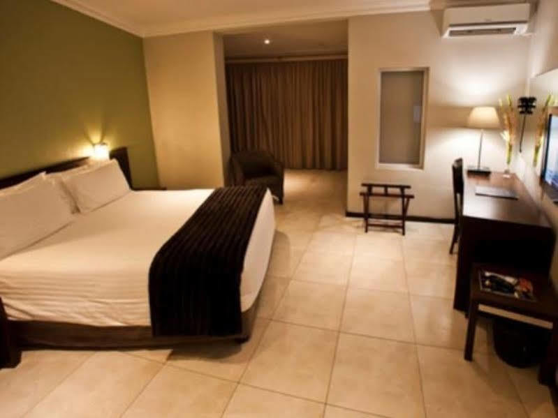 Pavilion Hotel Durban Buitenkant foto