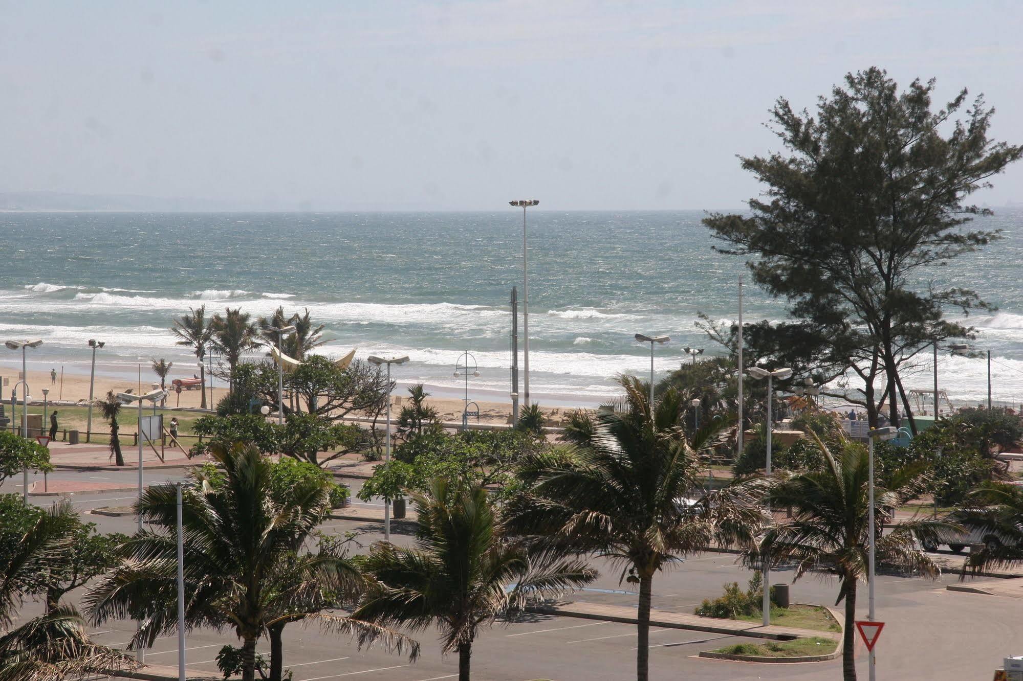 Pavilion Hotel Durban Buitenkant foto